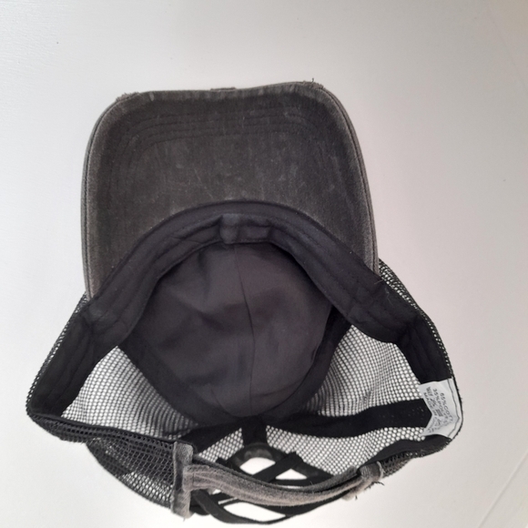 🦚3/$15🦚Black Distressed Cap - Picture 3 of 4